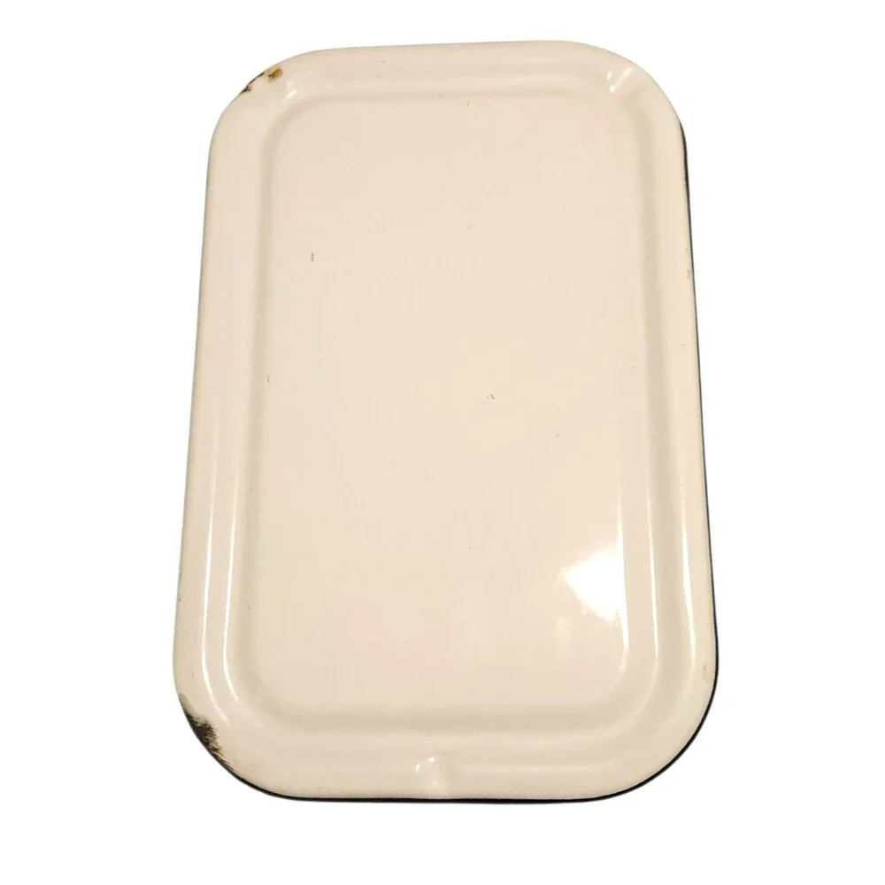 Vollrath Enameled Metal Refrigerator Box & Lid White w/ Blue Trim 12